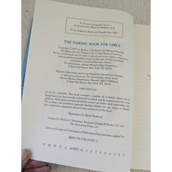 The Daring Book for Girls - Andrea J. Buchanan, Miriam Peskowitz, Hardcover 2007 - Picture 5 of 5